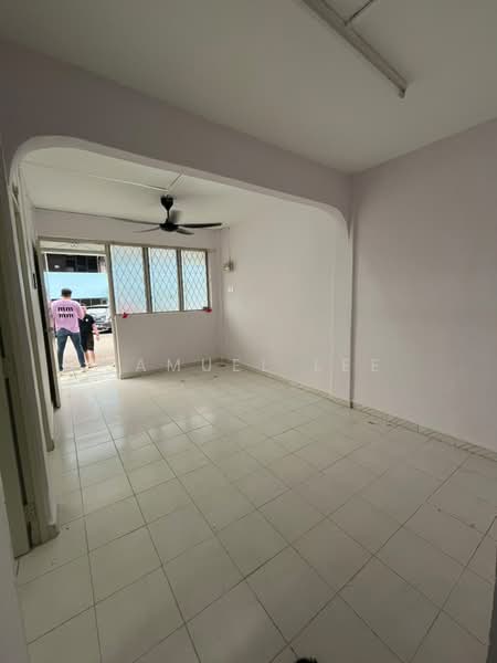 Rumah Flat untuk Disewa di Flat Taman Ungku Tun Aminah - Samuel Lee - Living Room - PropertyGuru.com.my