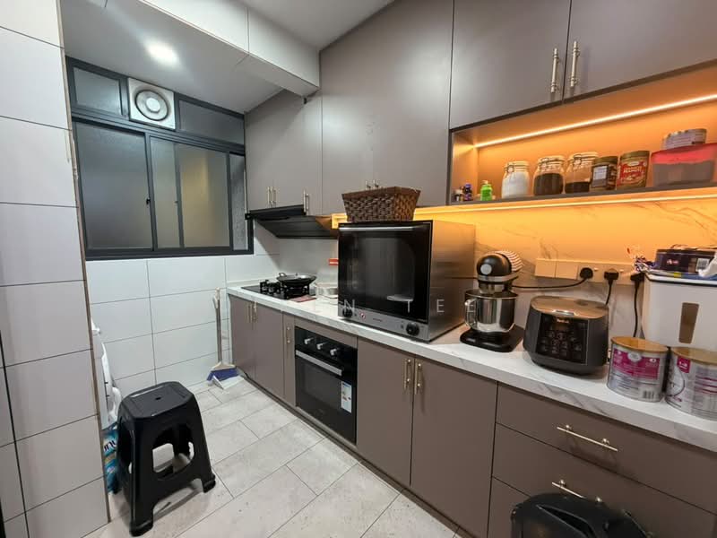 Condominium for Rent at The Valley Residences @ SkySierra - Diren Tee - Kitchen - PropertyGuru.com.my