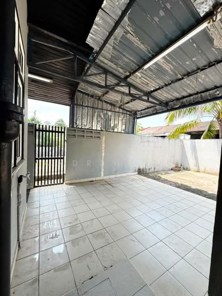1-storey Terraced House for Sale in Taman Daya (Johor Bahru) - Andrew Teo - Exterior - PropertyGuru.com.my