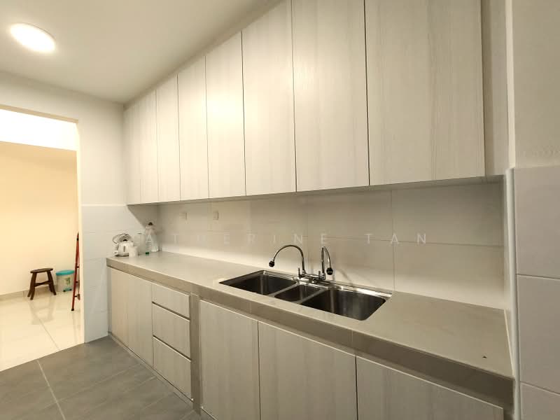 3-storey Terraced House for Sale in Telok Panglima Garang (Selangor) - Catherine Tan - Kitchen - PropertyGuru.com.my