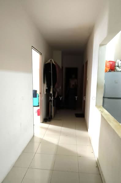 Service Residence for Sale at The Embassy (Bangunan Duta Impian) - SAMMY TEO - Corridor - PropertyGuru.com.my