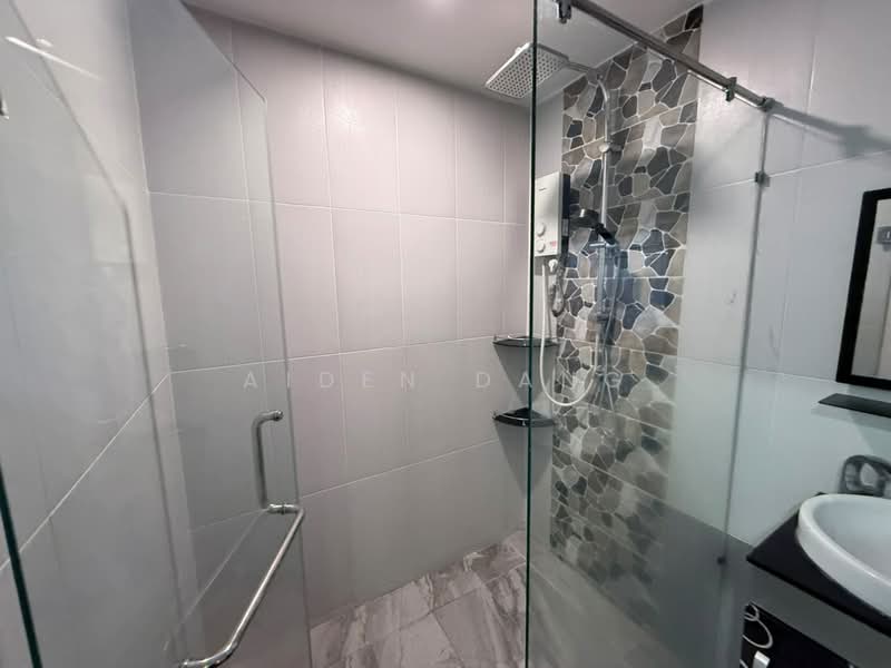 Semi-Detached House for Sale in Balakong (Selangor) - Aiden Dang - Bathroom - PropertyGuru.com.my