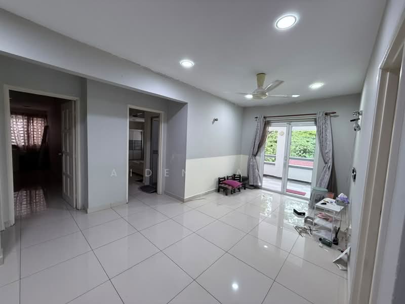 Semi-Detached House for Sale in Balakong (Selangor) - Aiden Dang - Living Room - PropertyGuru.com.my