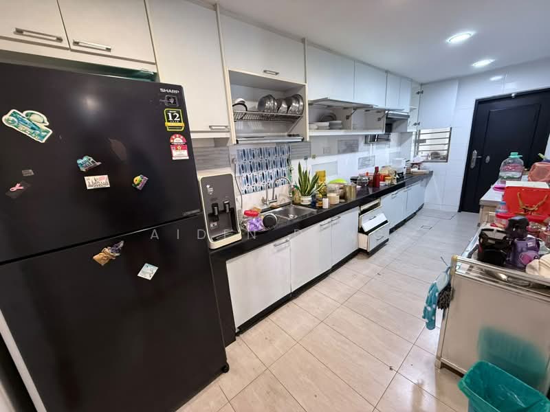 Semi-Detached House for Sale in Balakong (Selangor) - Aiden Dang - Kitchen - PropertyGuru.com.my