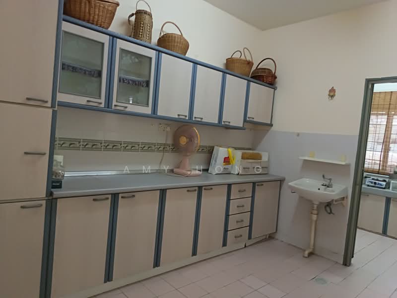 2-storey Terraced House for Sale in Bukit Indah (Ampang) - Amy Hong - Kitchen - PropertyGuru.com.my