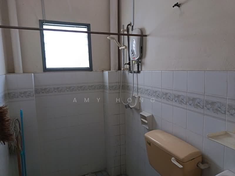 2-storey Terraced House for Sale in Bukit Indah (Ampang) - Amy Hong - Bathroom - PropertyGuru.com.my