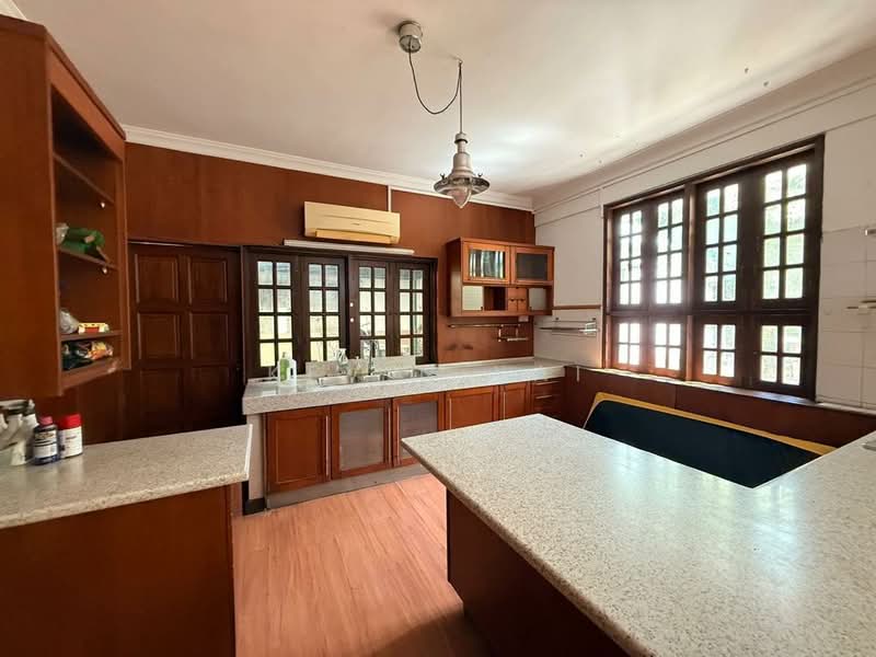 Rumah Banglo untuk Dijual di Taman Seputeh (Seputeh) - Kevin Yai - Kitchen - PropertyGuru.com.my