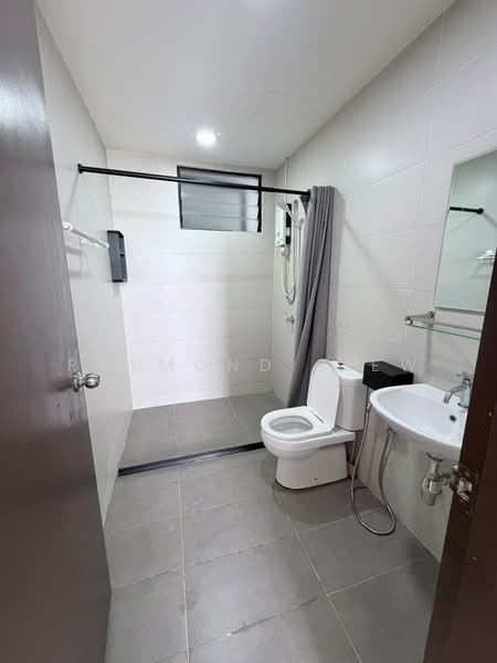 Condominium for Rent at Ken Rimba Condominium 1 - Raymond Siew - Bathroom - PropertyGuru.com.my