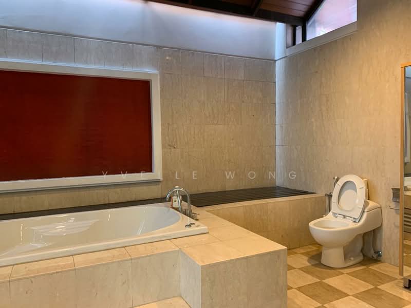 Rumah Berkembar untuk Dijual di Duta Tropika (Batu) - Yvelle Wong - Bathroom - PropertyGuru.com.my