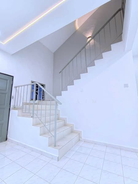 Rumah Teres 2 Tingkat untuk Dijual di Bandar Seri Alam (Masai) - Karl Lim - PropertyGuru.com.my