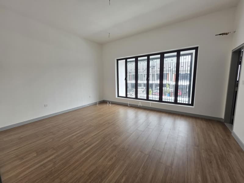 2-storey Terraced House for Sale in Elmina (Shah Alam) - Ken Lai - Living Room - PropertyGuru.com.my
