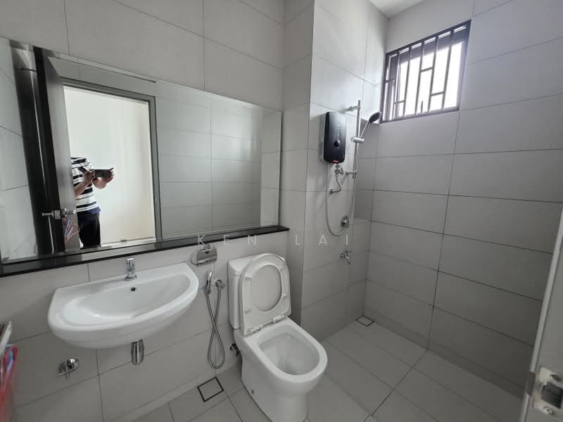 2-storey Terraced House for Sale in Elmina (Shah Alam) - Ken Lai - Bathroom - PropertyGuru.com.my