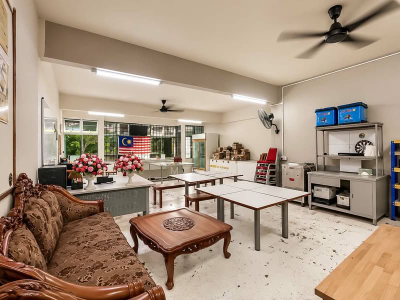 Kedai / Pejabat untuk Dijual di Taman Perindustrian Saujana Indah (Saujana) - N. Melisa - Interior - PropertyGuru.com.my