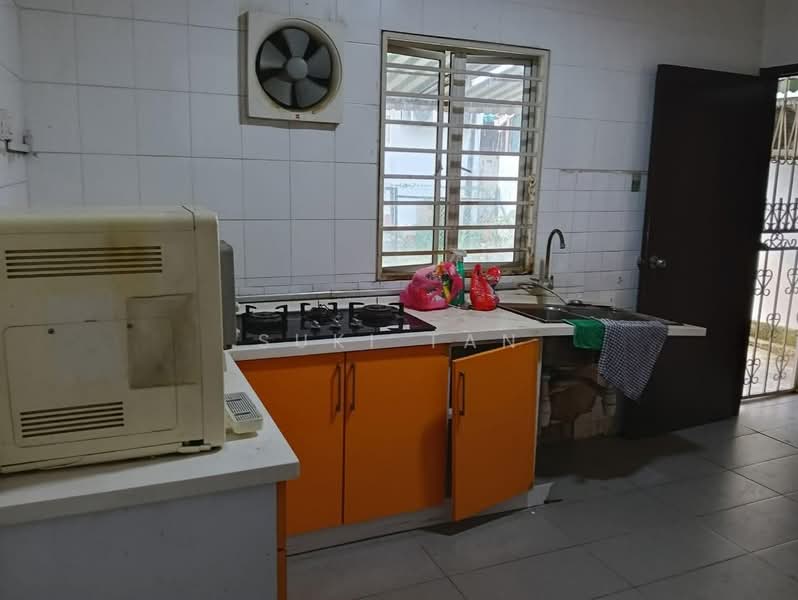 2-storey Terraced House for Sale in Bandar Baru Sri Petaling (Sri Petaling) - Suki Tan - Kitchen - PropertyGuru.com.my