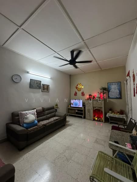 Terraced House for Sale in Ipoh (Perak) - Vivian Vooi - Living Room - PropertyGuru.com.my