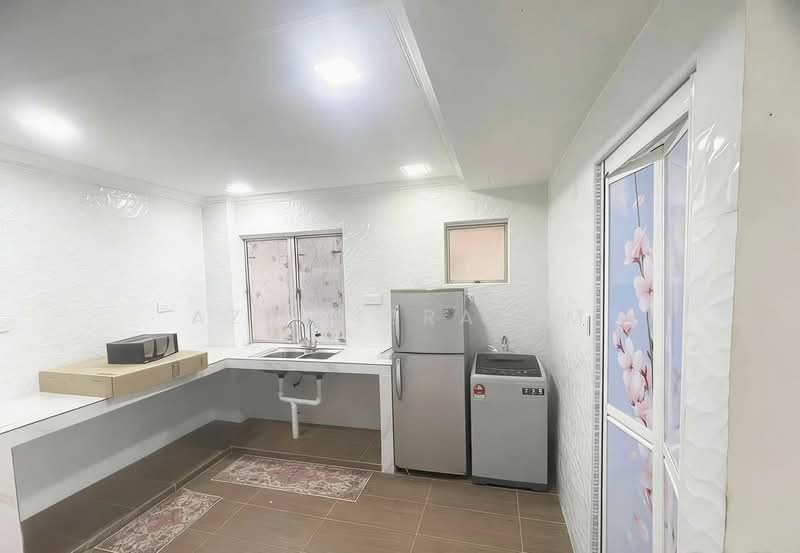 Kondominium untuk Dijual di Kenaria Condominium - Azli Ibrahim - Kitchen - PropertyGuru.com.my
