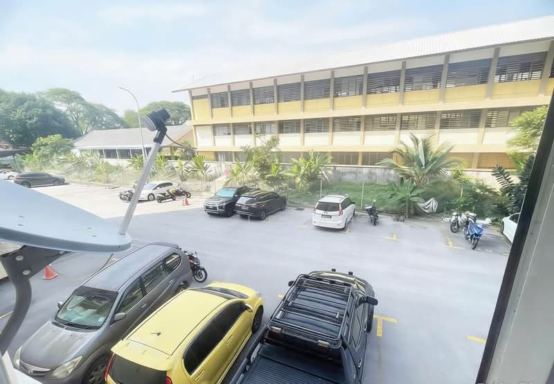 Kondominium untuk Dijual di Kenaria Condominium - Azli Ibrahim - Exterior - PropertyGuru.com.my