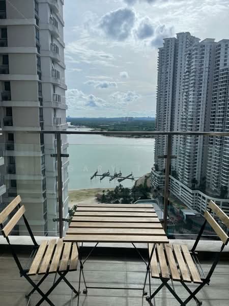 Kondominium untuk Disewa di Bay Point @ Country Garden Danga Bay - Gary Tu - Balcony - PropertyGuru.com.my