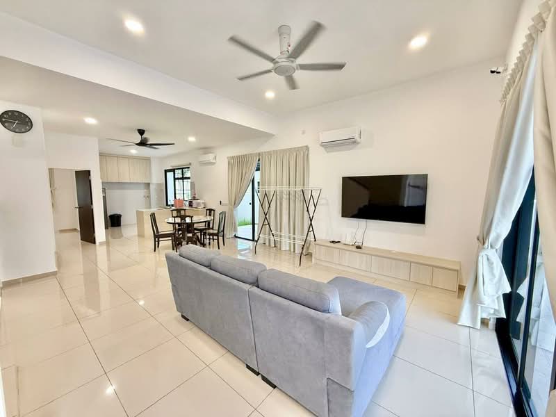 Rumah Teres 2 Tingkat untuk Disewa di Iskandar Puteri (Nusajaya) (Johor) - Jeff Yap - Living Room - PropertyGuru.com.my