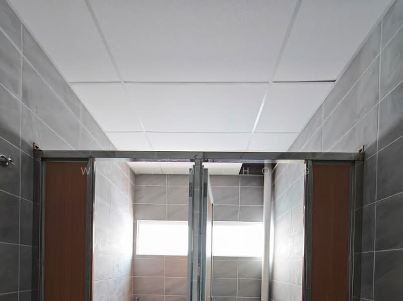 Detached Factory for Rent in Bandar Baru Enstek (Bandar Enstek) - William Chong - Bathroom - PropertyGuru.com.my