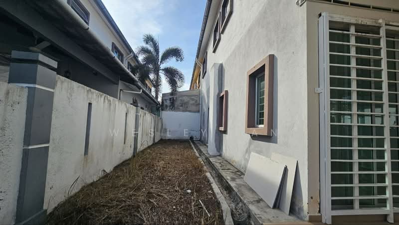 Rumah Kluster untuk Dijual di Taman Nuri (Durian Tunggal) - Wesley Tan - Exterior - PropertyGuru.com.my