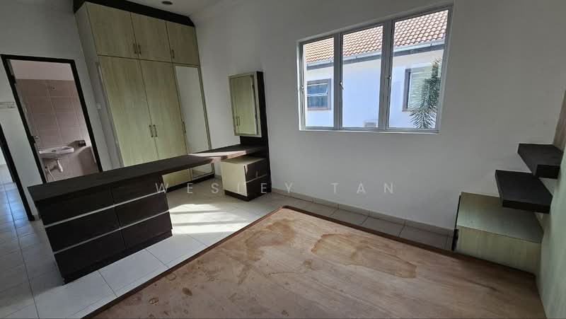 Rumah Kluster untuk Dijual di Taman Nuri (Durian Tunggal) - Wesley Tan - Bedroom - PropertyGuru.com.my