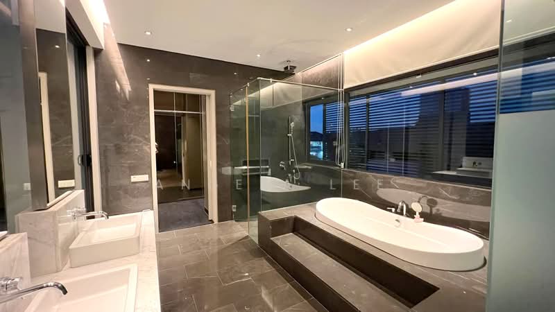 Rumah Banglo untuk Dijual di Damansara Heights (Damansara Heights) - Angela Lee - Bathroom - PropertyGuru.com.my
