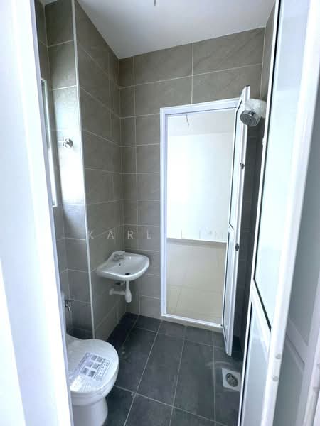 Cluster House for Sale in Kangkar Pulai (Skudai) - Karl Lim - Bathroom - PropertyGuru.com.my