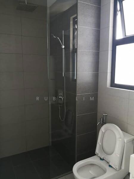 Service Residence for Sale at Skyluxe On The Park Bukit Jalil - Ruby Lim - Bathroom - PropertyGuru.com.my