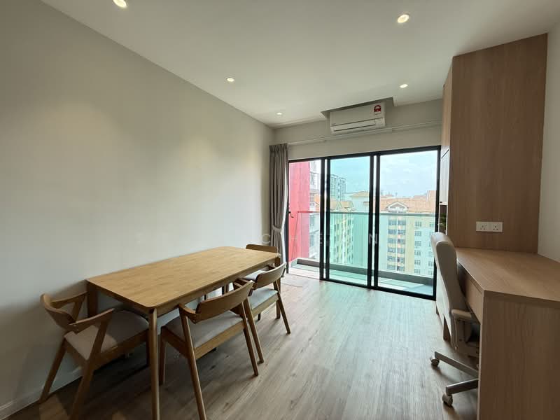 Pangsapuri untuk Dijual di D7 (D'Seven Lagoon Perdana) - Sean Cheong - Dining Room - PropertyGuru.com.my