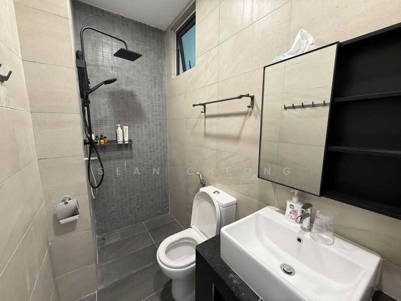 Pangsapuri untuk Dijual di D7 (D'Seven Lagoon Perdana) - Sean Cheong - Bathroom - PropertyGuru.com.my
