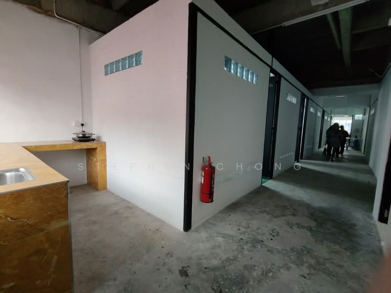 Other Property for Rent in Kawasan Perindustrian Tampoi (Johor Bahru) - Stephen Chong - Corridor - PropertyGuru.com.my