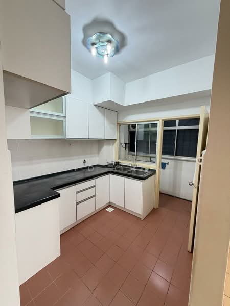 Pangsapuri untuk Disewa di Vista Harmoni - Leo Chin - Kitchen - PropertyGuru.com.my