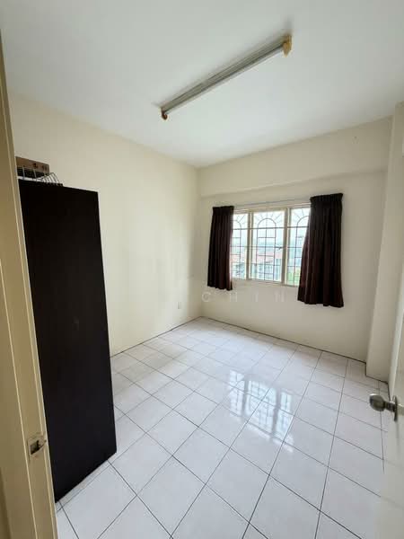 Pangsapuri untuk Disewa di Vista Harmoni - Leo Chin - Bedroom - PropertyGuru.com.my