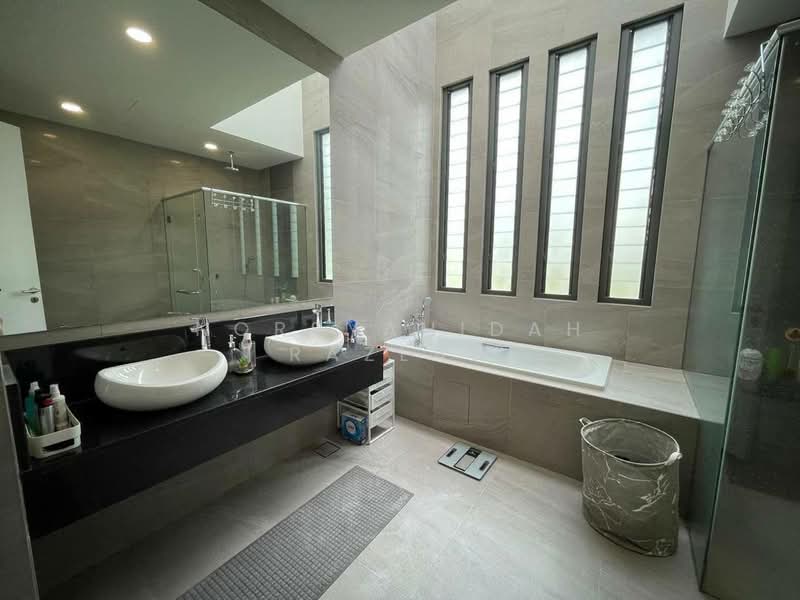 Semi-Detached House for Sale in Cyber 9 (Cyberjaya) - Norsyahidah Razlan - Bathroom - PropertyGuru.com.my