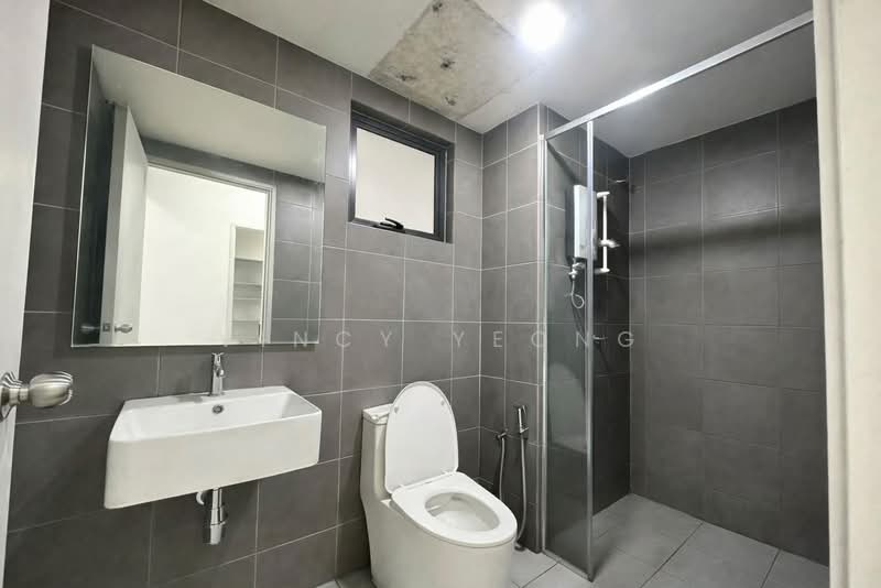 Servis Apartment untuk Disewa di Berkeley Uptown - Vincy Yeong - Bathroom - PropertyGuru.com.my