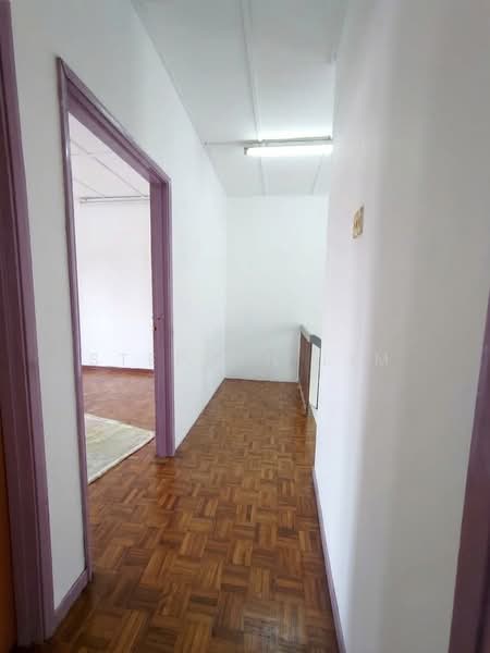 Rumah Teres 2 Tingkat untuk Dijual di Alam Damai (Cheras) - Stephen Lim - Corridor - PropertyGuru.com.my
