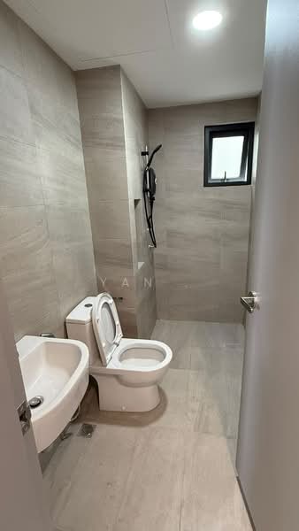 Kondominium untuk Disewa di Skyline KL - Yan . - Bathroom - PropertyGuru.com.my