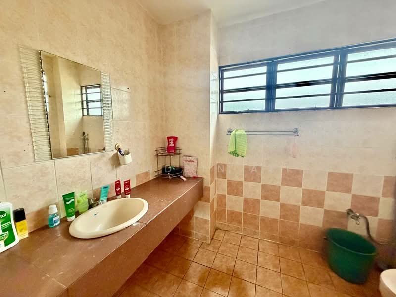 2-storey Terraced House for Sale in Bukit Jelutong (Shah Alam) - Aizuddin Ali - PropertyGuru.com.my