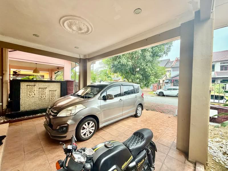 2-storey Terraced House for Sale in Bukit Jelutong (Shah Alam) - Aizuddin Ali - PropertyGuru.com.my