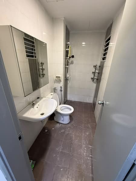 Condominium for Rent at T-Parkland - Marcus Lee - Bathroom - PropertyGuru.com.my