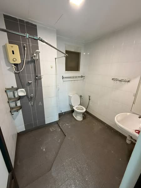 Condominium for Rent at T-Parkland - Marcus Lee - Bathroom - PropertyGuru.com.my