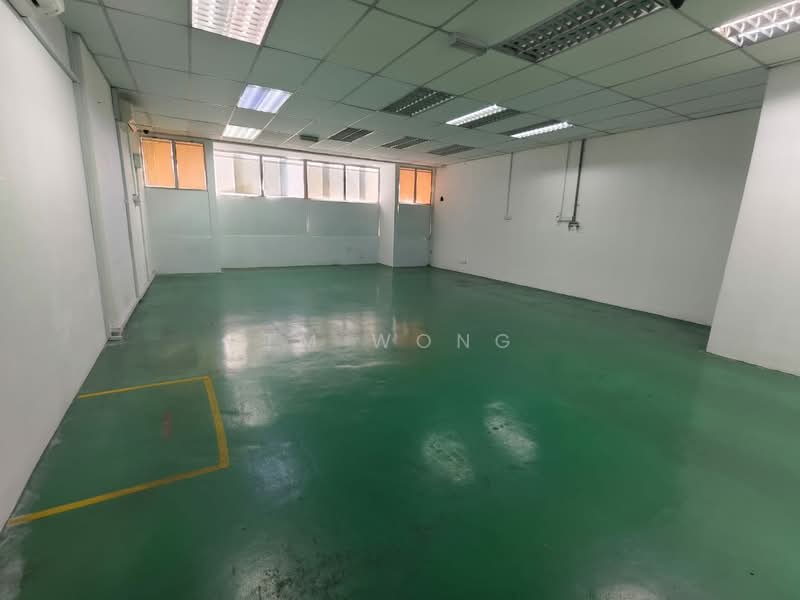 Kilang untuk Disewa di Taman Perindustrian Bukit Serdang (Seri Kembangan) - TM Wong - Interior - PropertyGuru.com.my