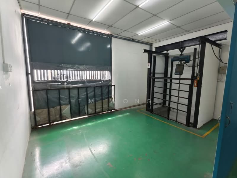 Kilang untuk Disewa di Taman Perindustrian Bukit Serdang (Seri Kembangan) - TM Wong - Interior - PropertyGuru.com.my