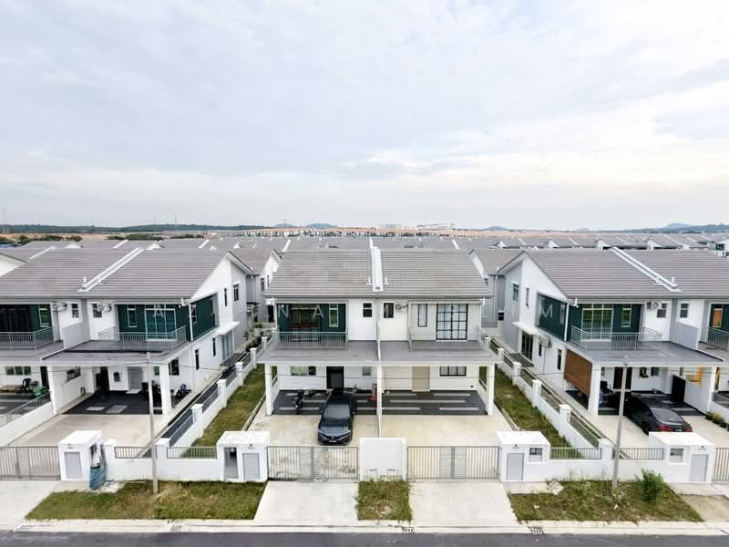 Cluster House for Sale in Skudai (Johor) - Azlina Muslim - Exterior - PropertyGuru.com.my