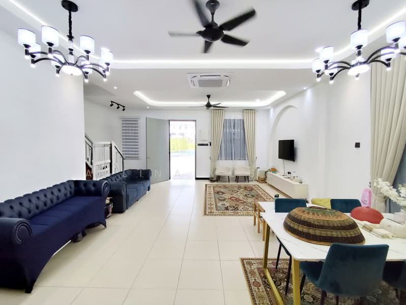 Cluster House for Sale in Skudai (Johor) - Azlina Muslim - PropertyGuru.com.my