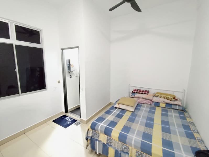Cluster House for Sale in Skudai (Johor) - Azlina Muslim - PropertyGuru.com.my