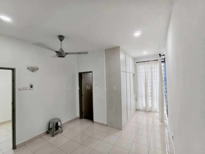 2-storey Terraced House for Sale in Taman Austin Duta (Tebrau) - Janice . - PropertyGuru.com.my