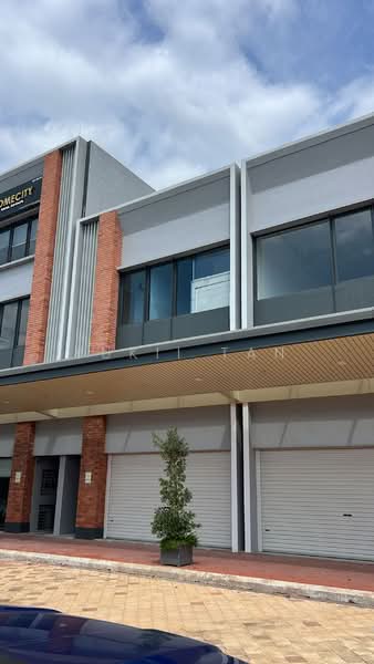 Kedai untuk Disewa di Dengkil (Selangor) - Yukii Tan - Exterior - PropertyGuru.com.my