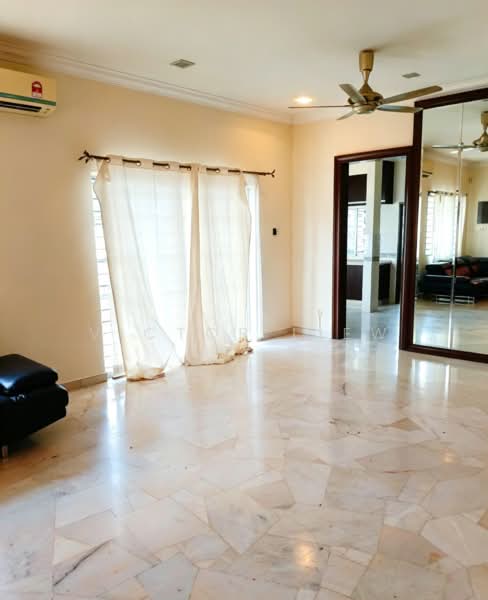 Terraced House for Sale in Petaling Jaya (Selangor) - Victor Liew - Living Room - PropertyGuru.com.my